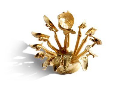 bracket in oro